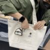 【泰國品牌】ＷILDKEYCHAIN 海獺鎖匙圈 | 動物鎖匙圈鑰匙包 鑰匙圈 鑰匙扣 - Image 4