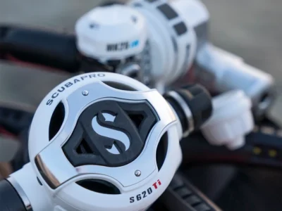 【旗艦級呼吸調節器｜2025白色限定登場】SCUBAPRO MK25 EVO / S620Ti WHITE 鈦合金調節器｜冷水 / 深潛 / 攝影專用✨